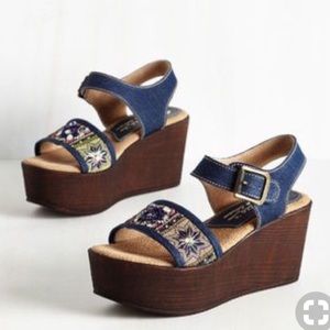 Sbicca ADORABLE platform sandal